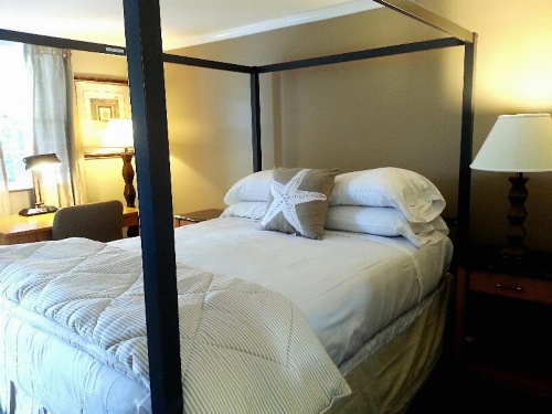 Starlight Lodge Cape Cod image 5